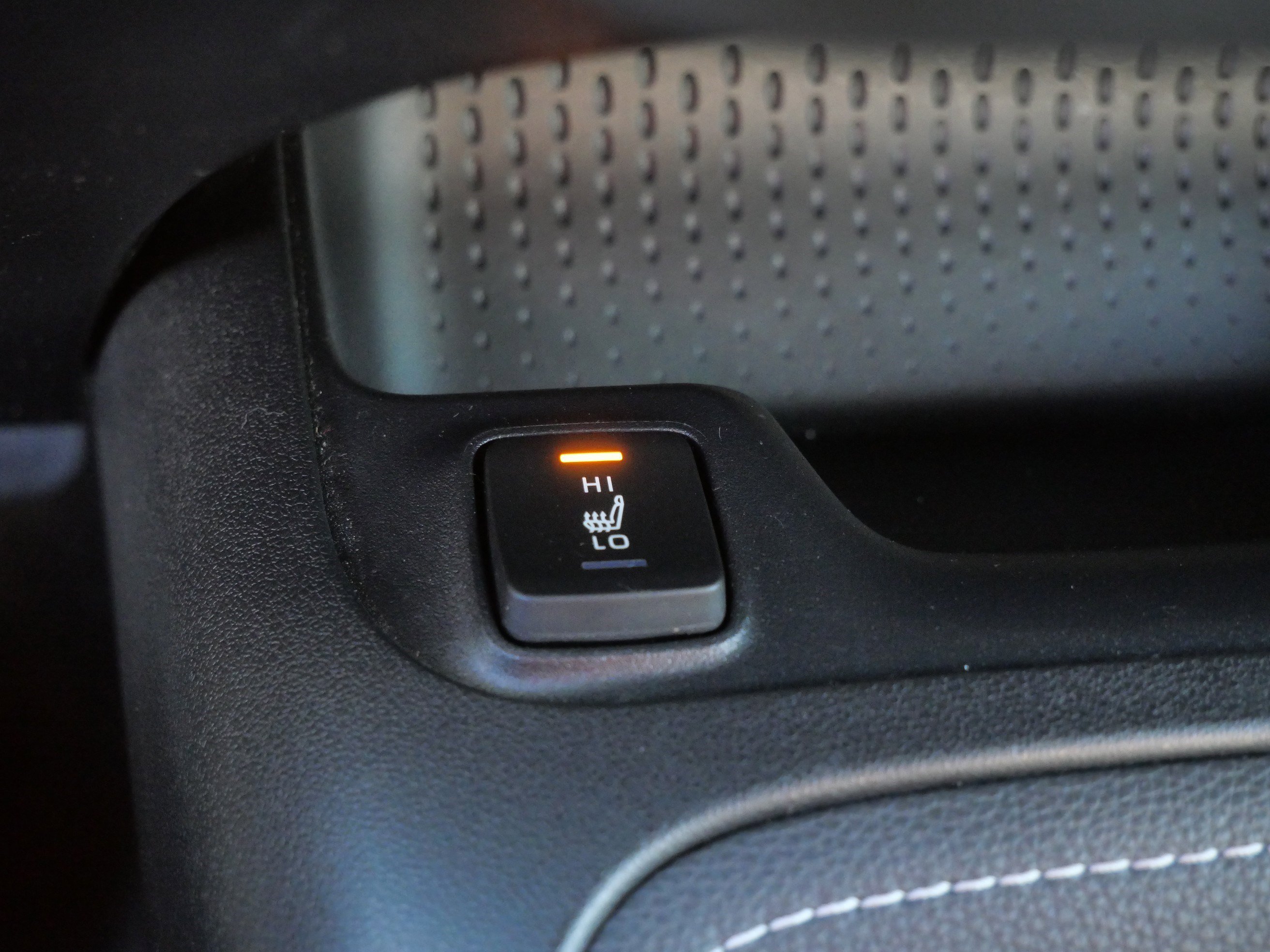 Used 2019 Toyota Corolla XSE image 32