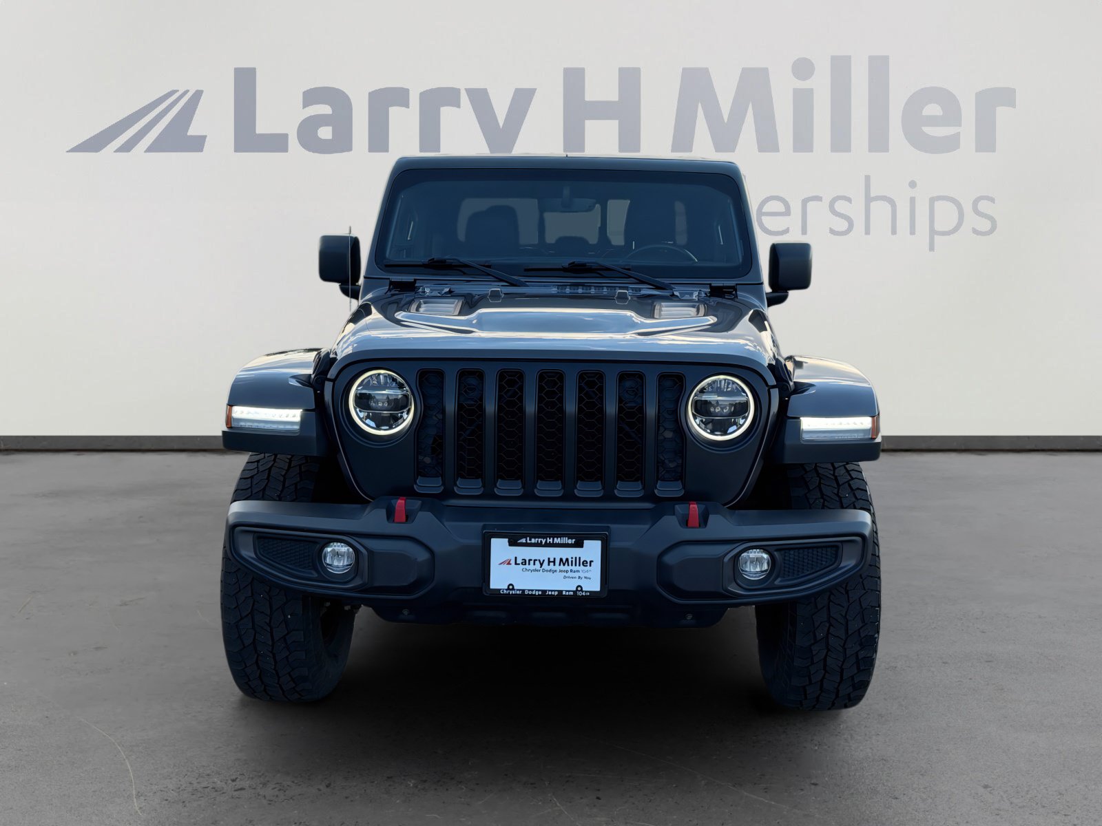 Used 2021 Jeep Gladiator Rubicon AWD/4WD image 9