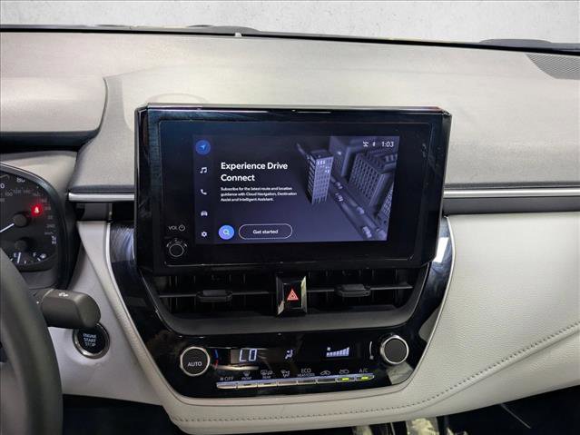 Used 2025 Toyota Corolla SE image 13