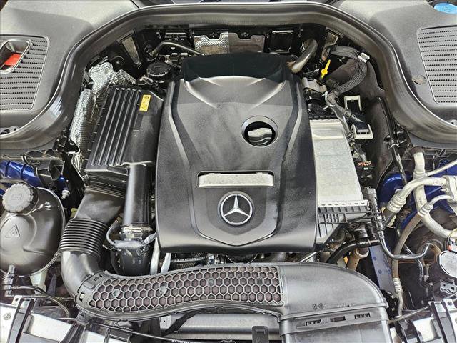 Used 2017 Mercedes-Benz GLC 300 4MATIC image 27