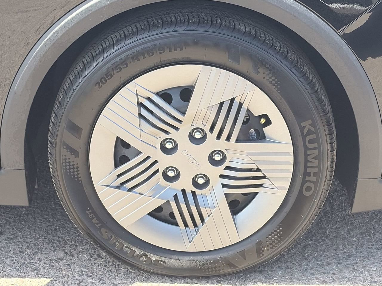Certified 2025 Kia K4 FWD image 9