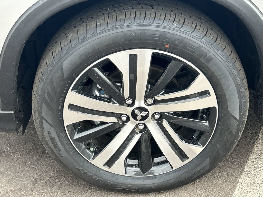 New 2027 Mitsubishi Outlander Sport SE FWD image 26