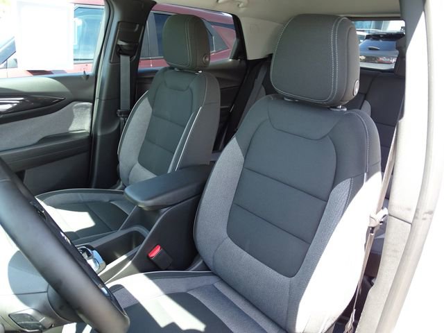Used 2025 Chevrolet TrailBlazer LT w/ Convenience Package AWD/4WD image 8