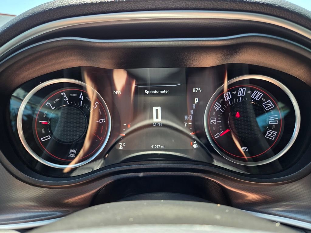 Used 2019 Dodge Challenger SXT RWD image 24