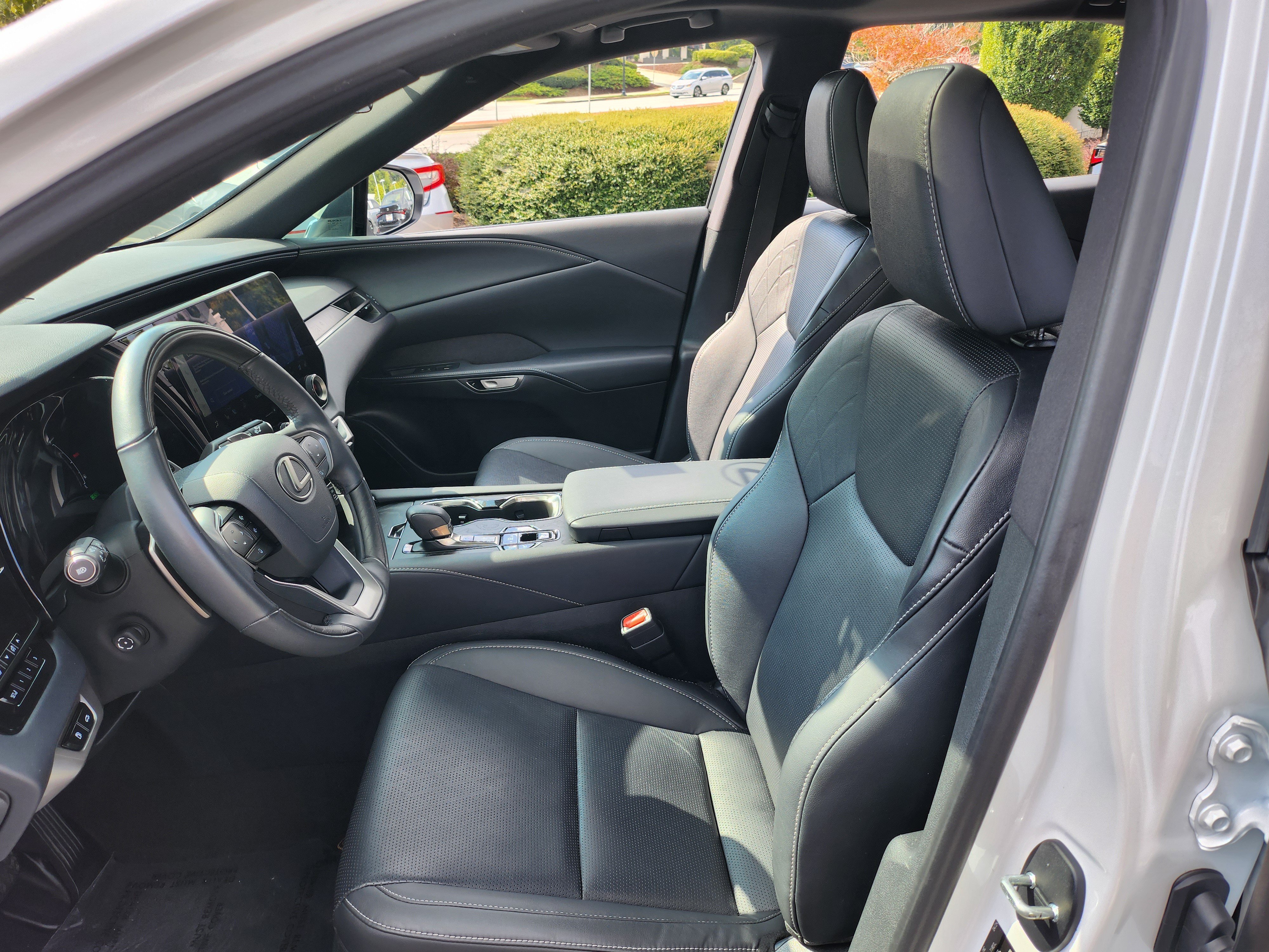Certified 2024 Lexus RX 350 w/ Convenience Package AWD/4WD image 17