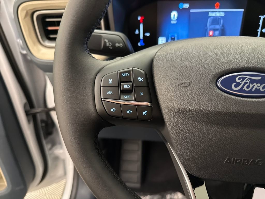 New 2025 Ford Maverick Lariat w/ 4K Tow Package image 15