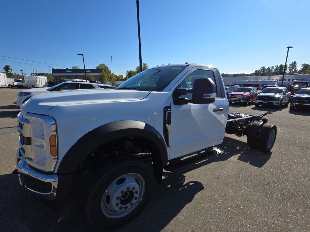 New 2026 Ford F550 4x4 Regular Cab Super Duty image 7