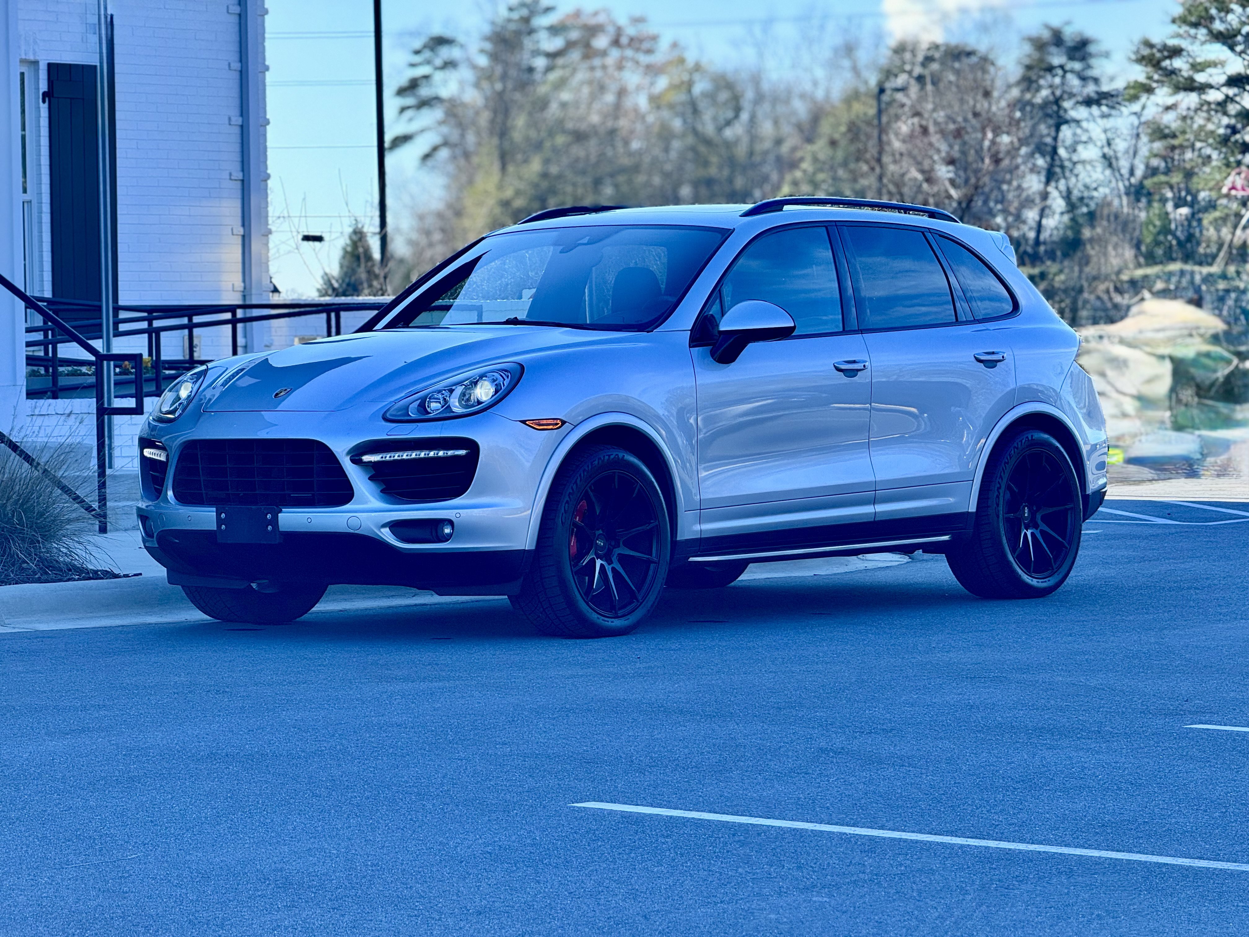 Used 2014 Porsche Cayenne Turbo S AWD/4WD image 41
