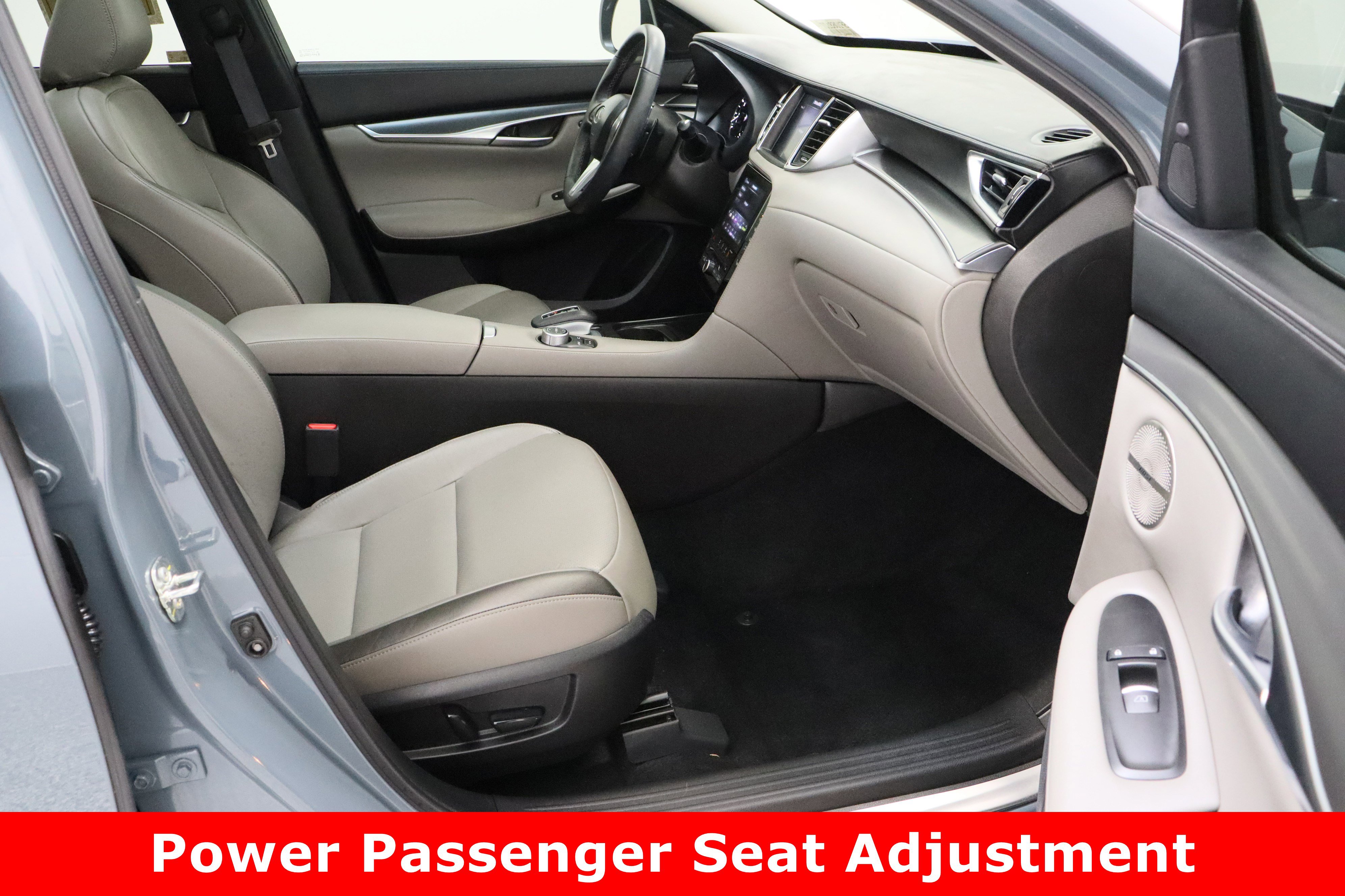 Used 2025 INFINITI QX50 Luxe image 42