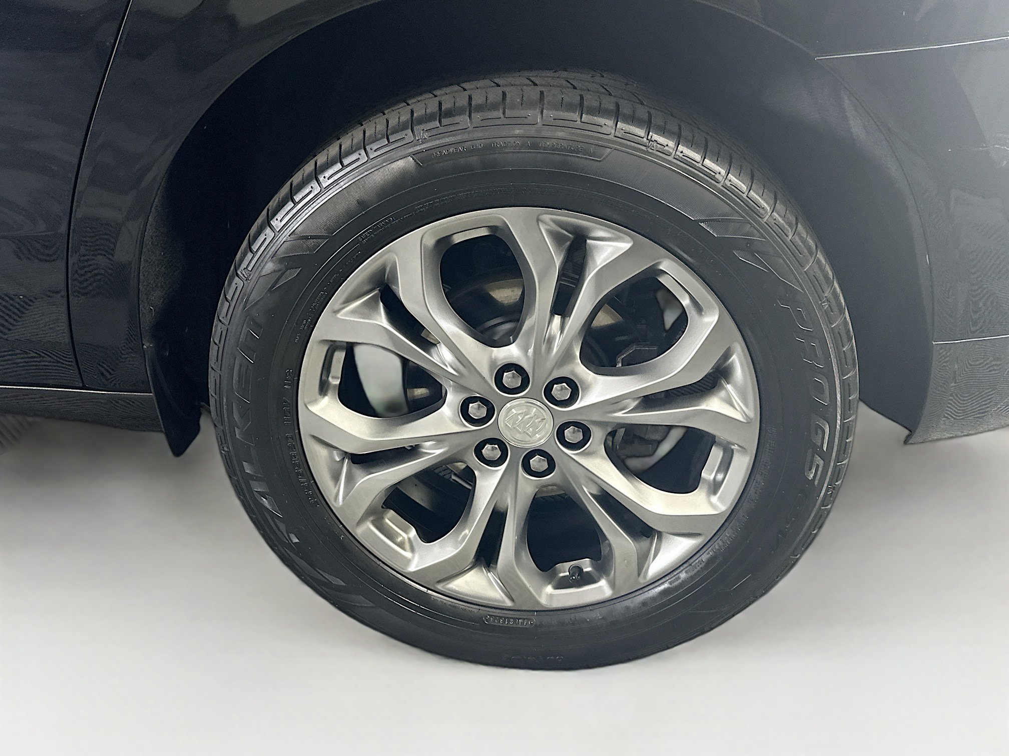 Used 2019 Buick Enclave Avenir w/ Avenir Technology Package image 11