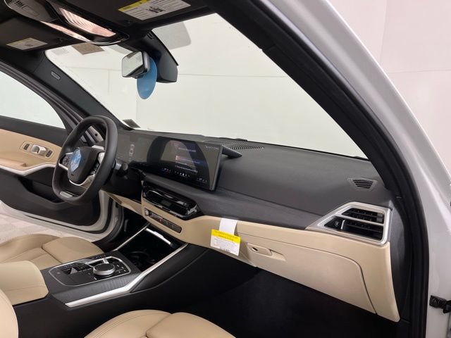 New 2026 BMW 330i xDrive Sedan w/ Premium Package AWD/4WD image 17