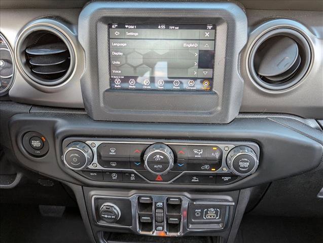 Used 2023 Jeep Gladiator Sport image 11