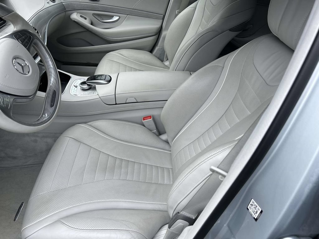 Used 2017 Mercedes-Benz S 550 Sedan image 15