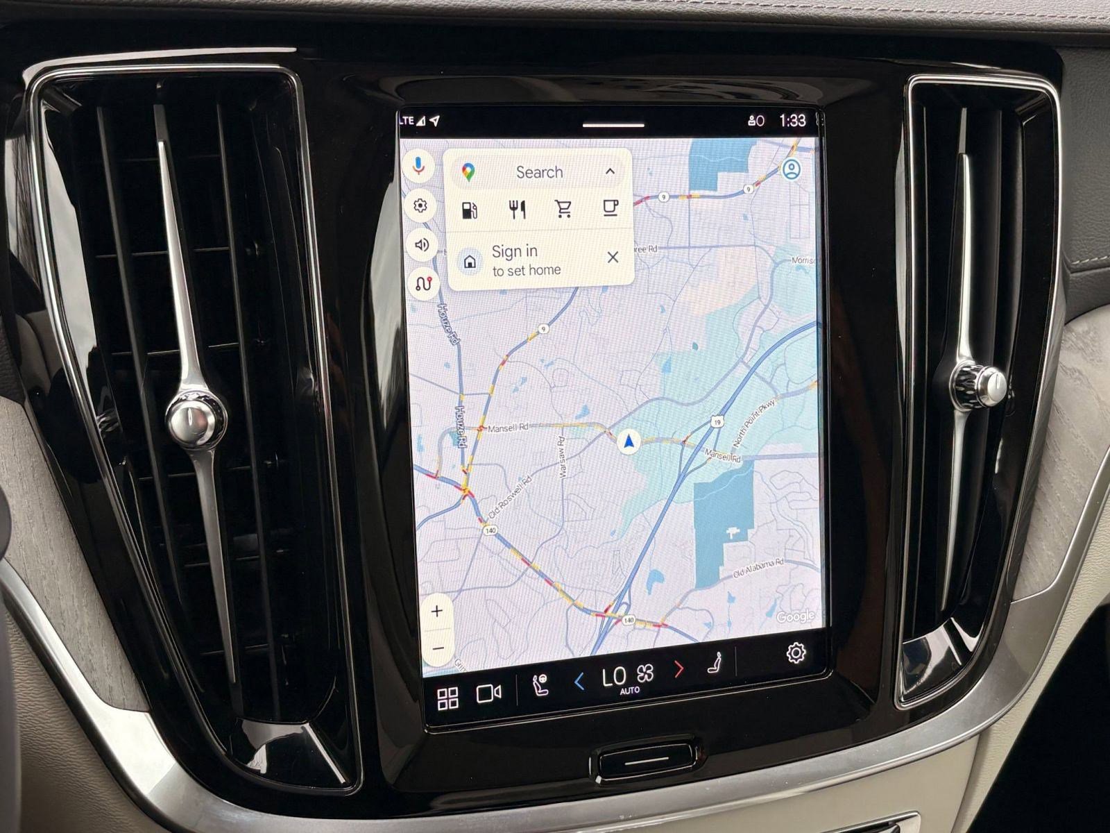 Certified 2025 Volvo V60 B5 Cross Country Ultra w/ Protection Package Premier image 28