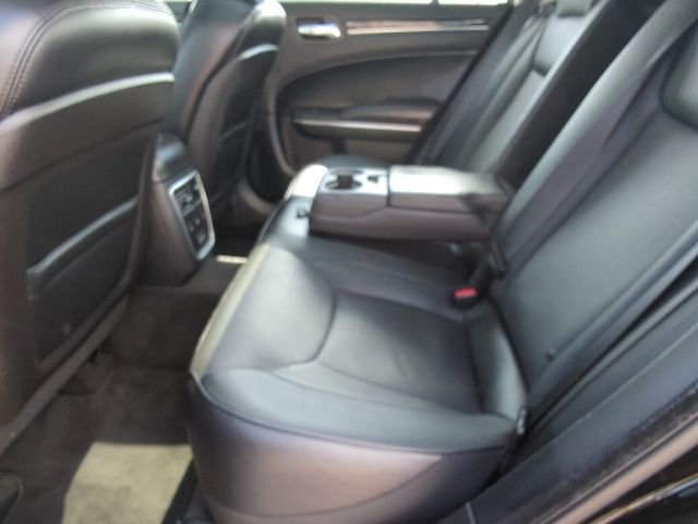 Used 2015 Chrysler 300 C w/ Light Group RWD image 17