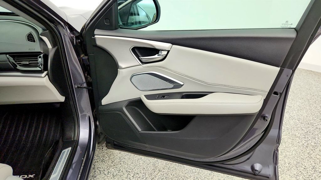 Used 2020 Acura RDX w/ Technology Package AWD/4WD image 25