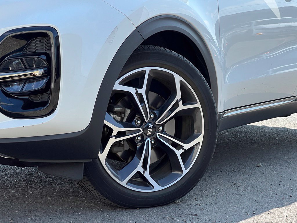 Certified 2022 Kia Sportage SX AWD/4WD image 2