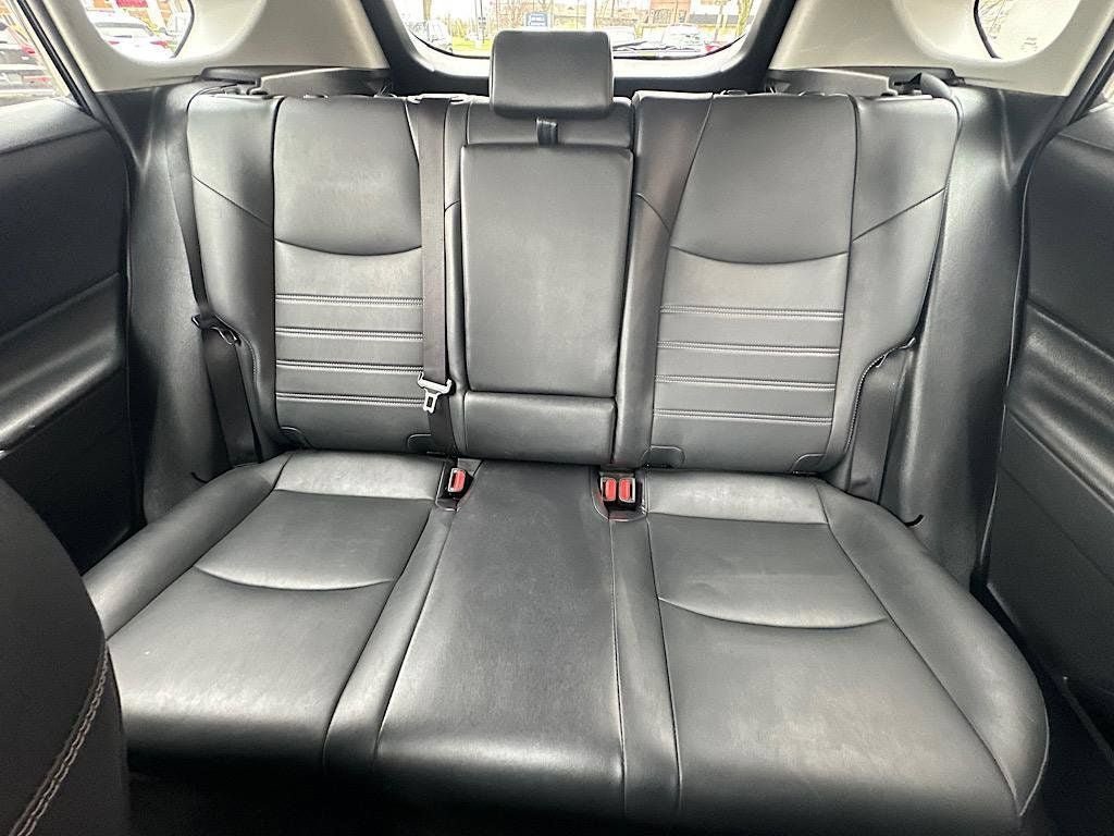 Certified 2023 Toyota RAV4 XLE Premium FWD image 31