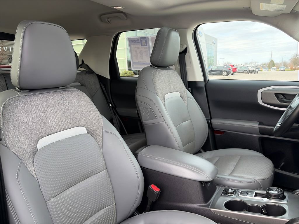 Used 2025 Ford Bronco Sport Badlands w/ Badlands Tech Package image 17
