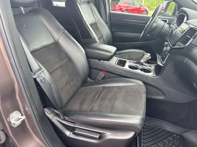 Used 2020 Jeep Grand Cherokee Laredo w/ Laredo X Package AWD/4WD image 25