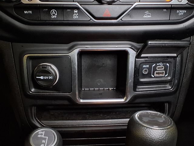 Used 2023 Jeep Wrangler Sport AWD/4WD image 11
