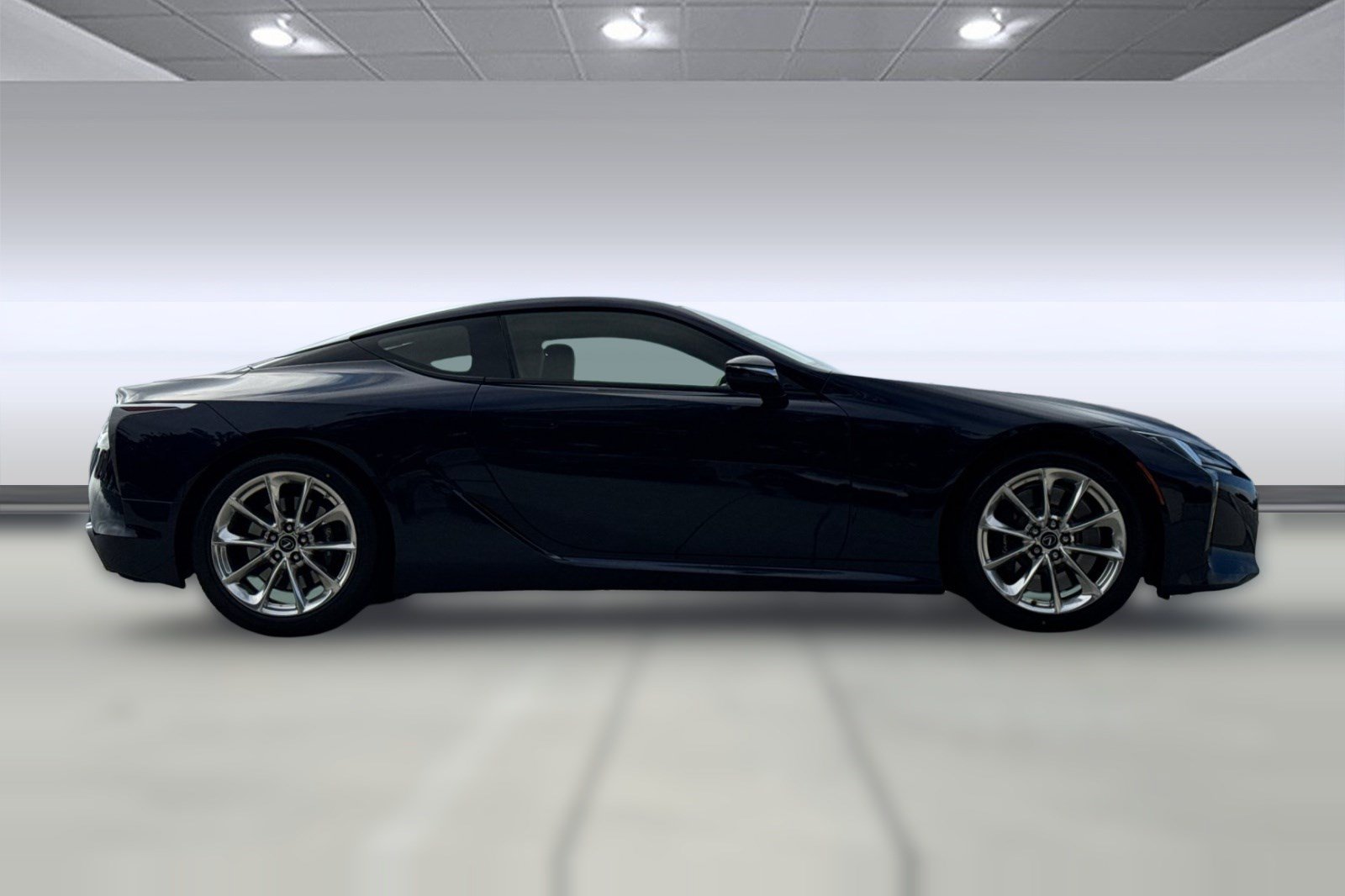 Used 2018 Lexus LC 500 Coupe w/ Touring Package RWD image 7