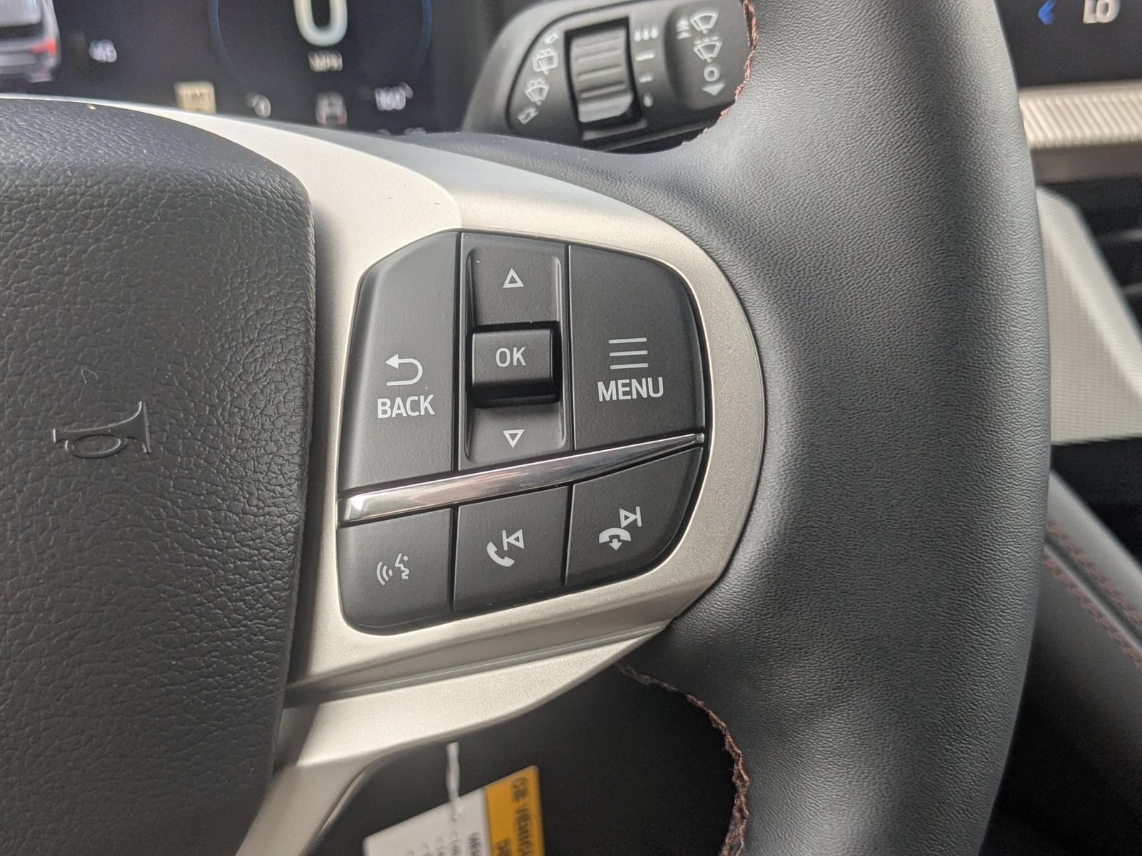 New 2026 Ford Explorer Active w/ Active Comfort Package AWD/4WD image 18