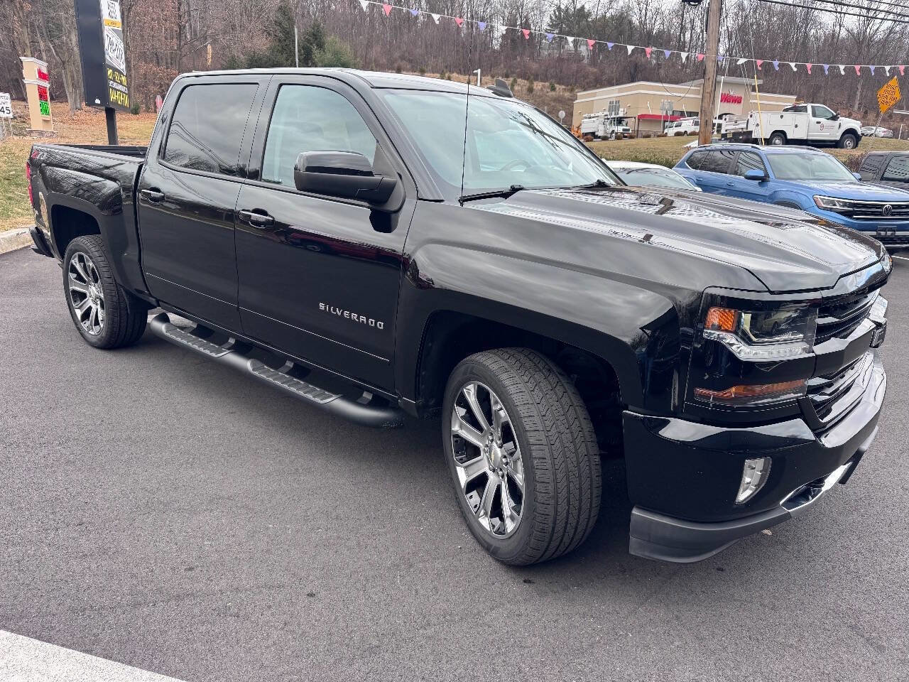 Used 2018 Chevrolet Silverado 1500 LT w/ All Star Edition image 6