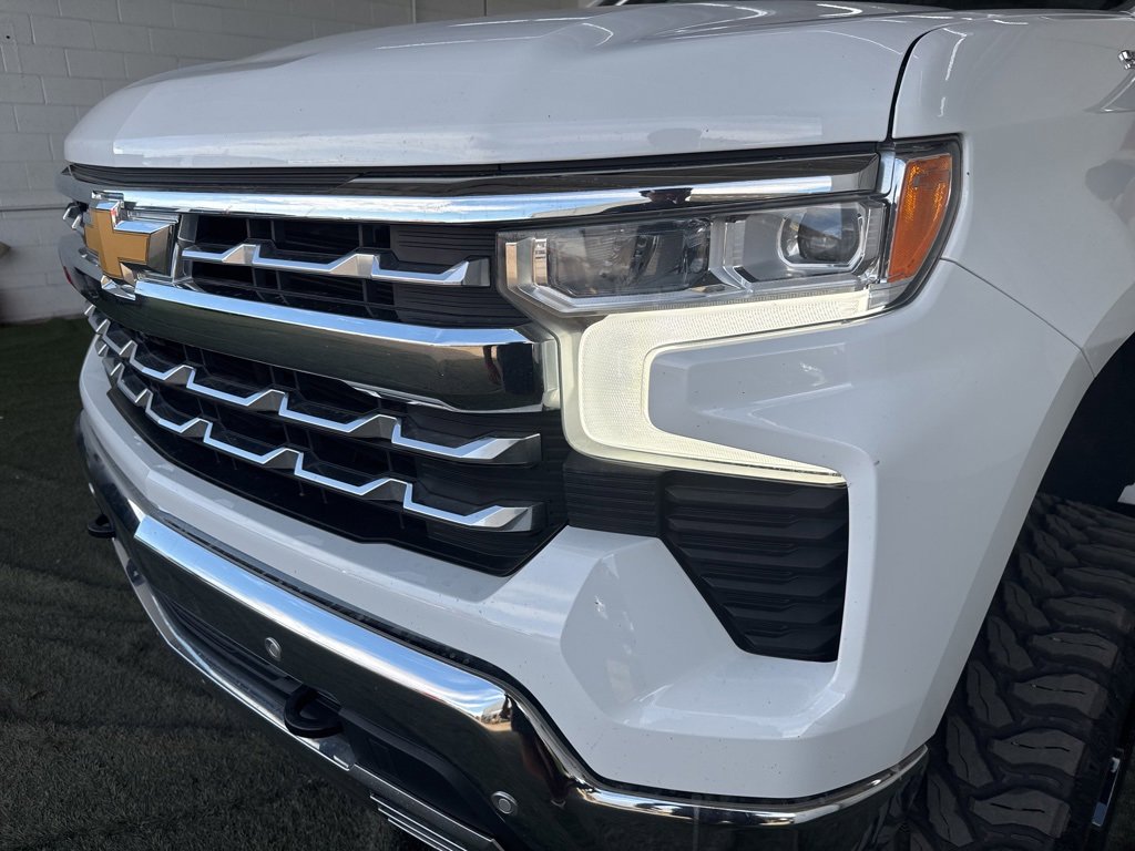 Used 2023 Chevrolet Silverado 1500 LTZ image 7