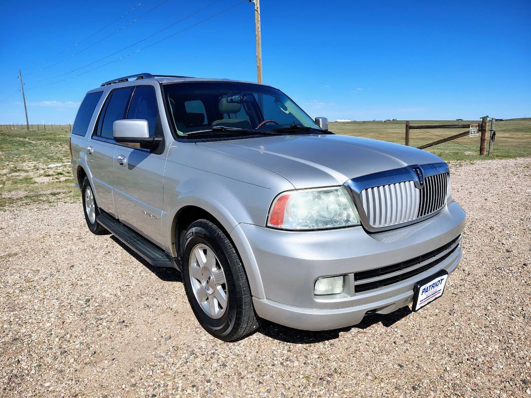 Used 2006 Lincoln Navigator Luxury AWD/4WD image 7