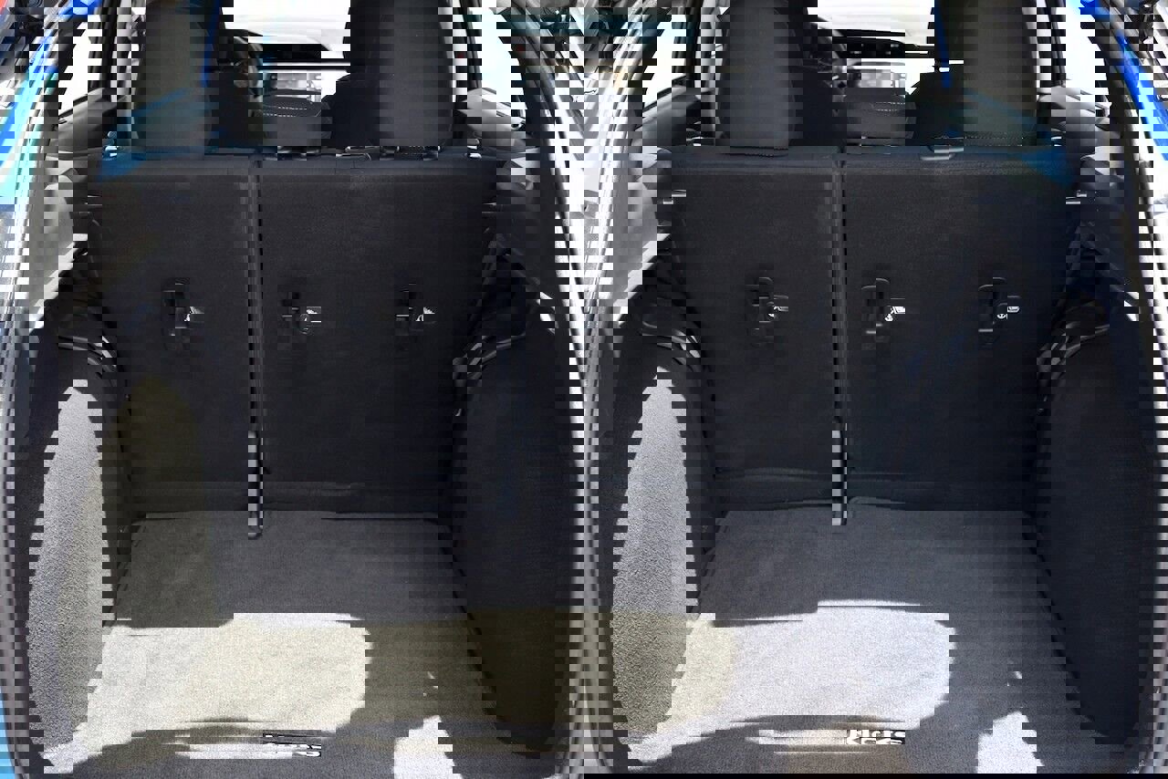 Used 2024 Nissan Kicks SV image 13