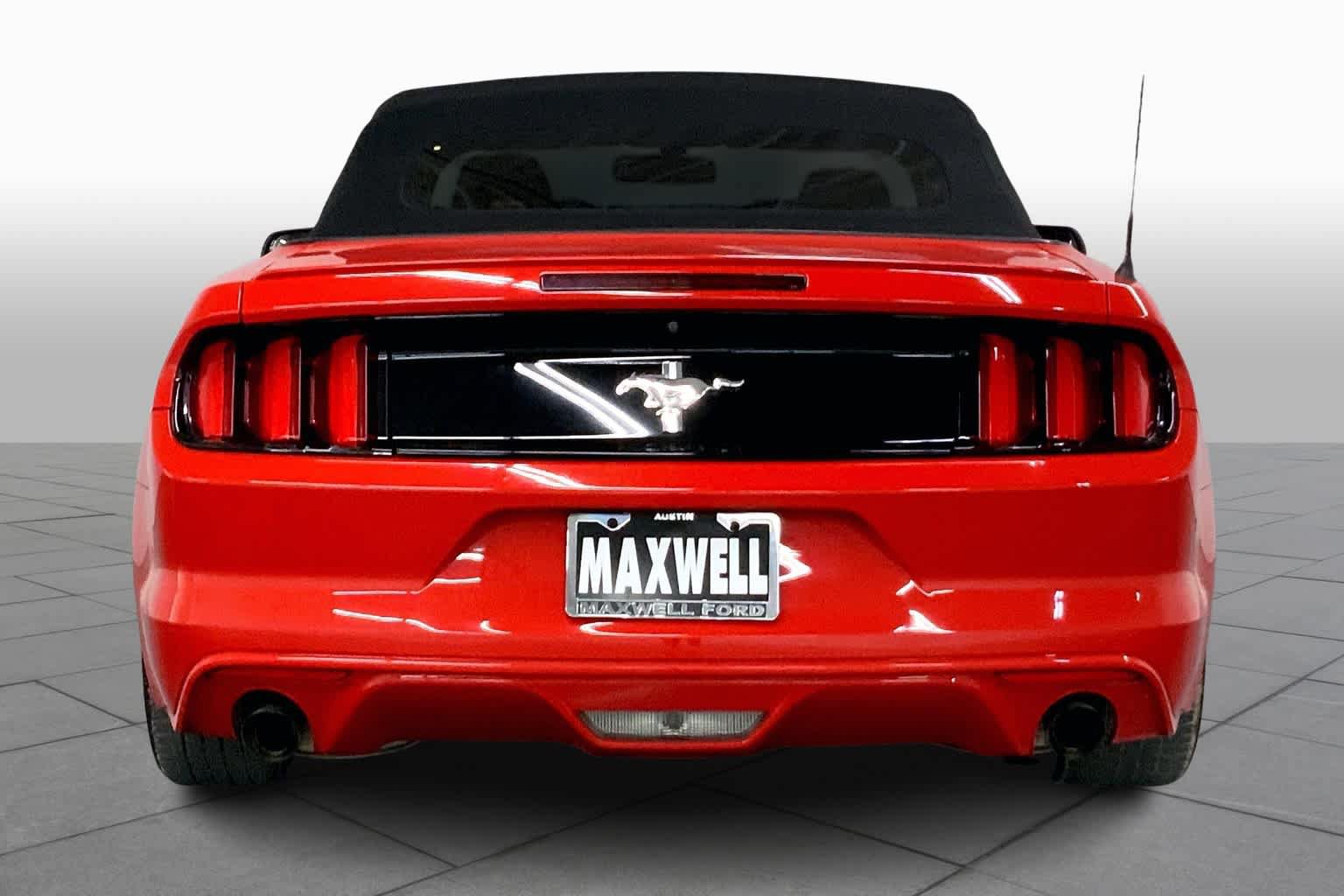 Used 2016 Ford Mustang Convertible w/ Equipment Group 051A RWD image 5