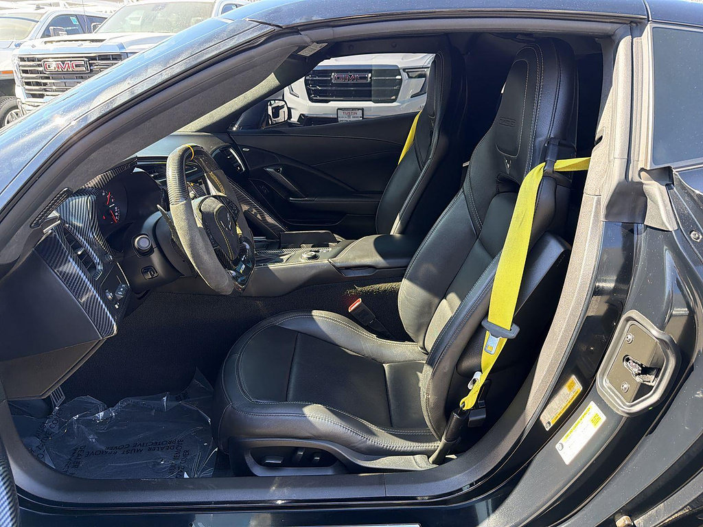 Used 2017 Chevrolet Corvette Z06 RWD image 18