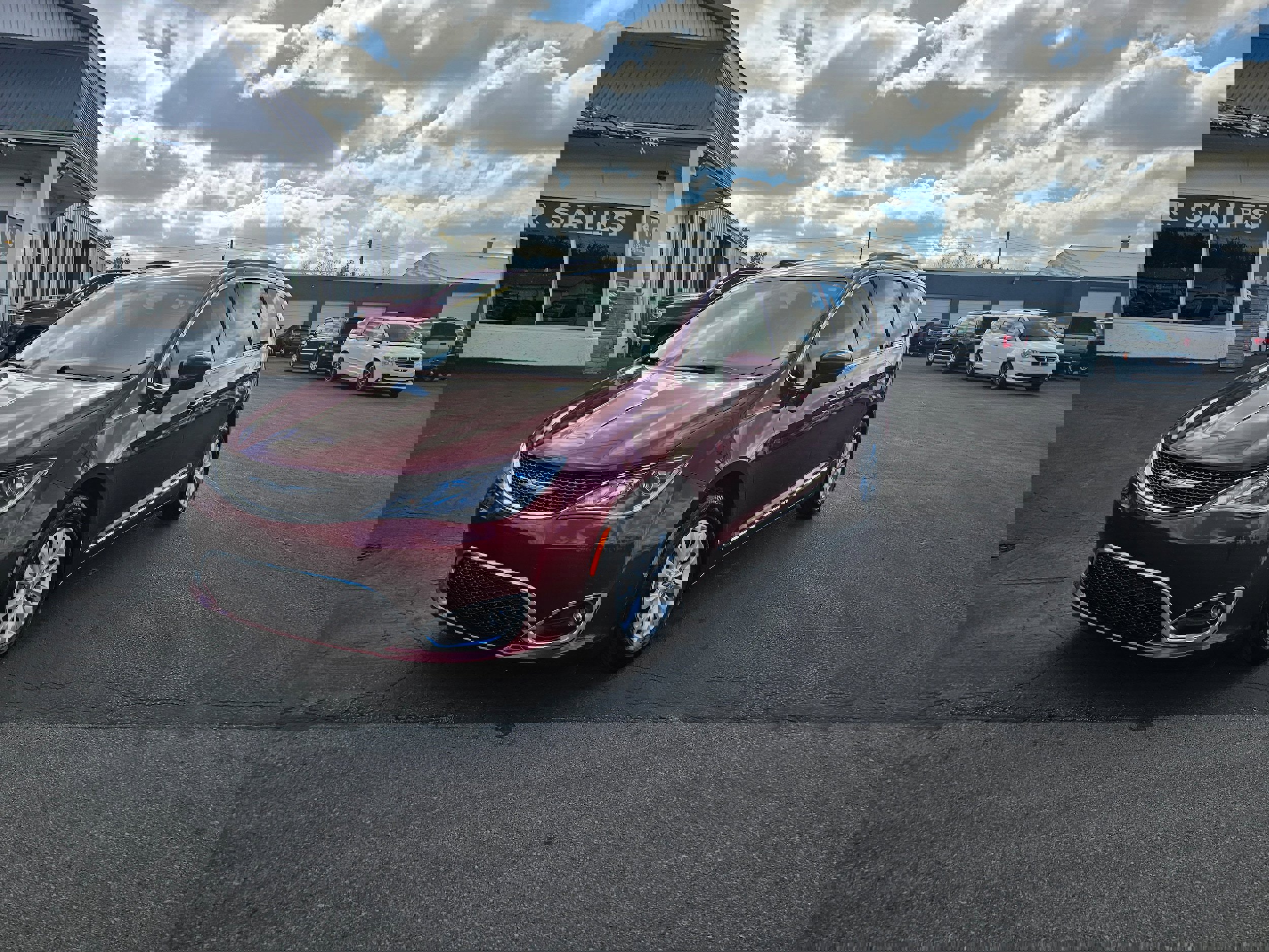 Used 2017 Chrysler Pacifica Touring-L