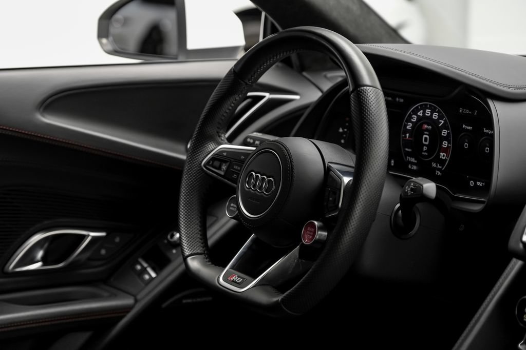 Used 2021 Audi R8 V10 RWD image 20