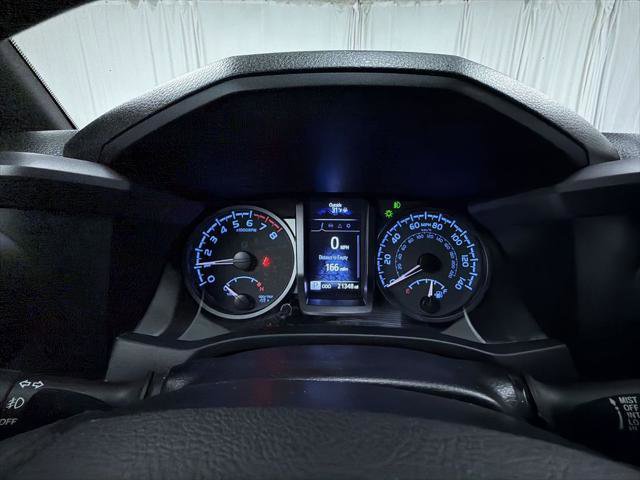 Certified 2023 Toyota Tacoma TRD Off-Road AWD/4WD image 15