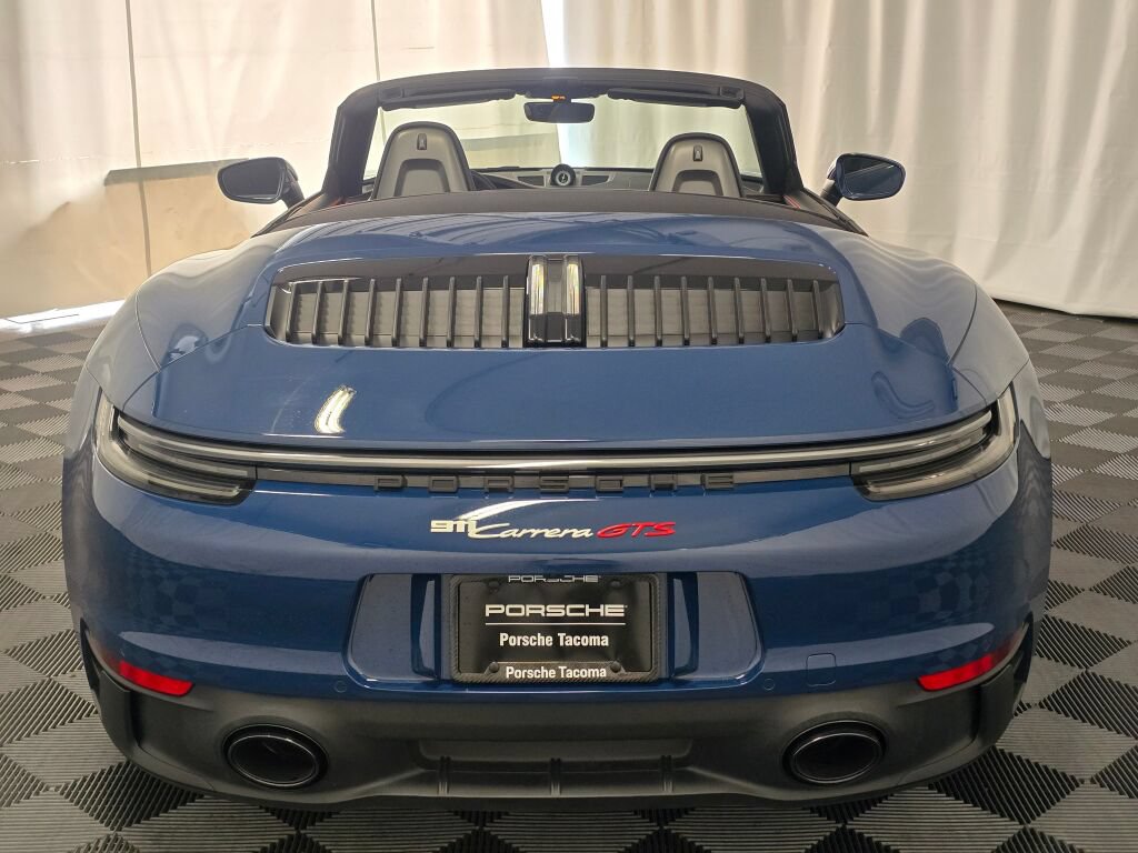 Used 2023 Porsche 911 Carrera GTS RWD image 6