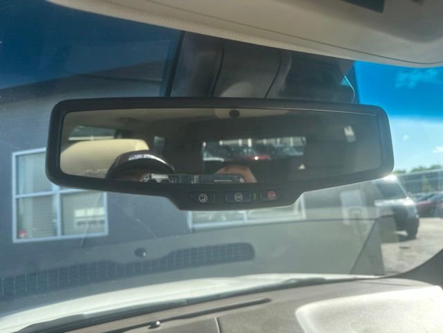 Used 2020 GMC Yukon Denali w/ Open Road Package AWD/4WD image 27