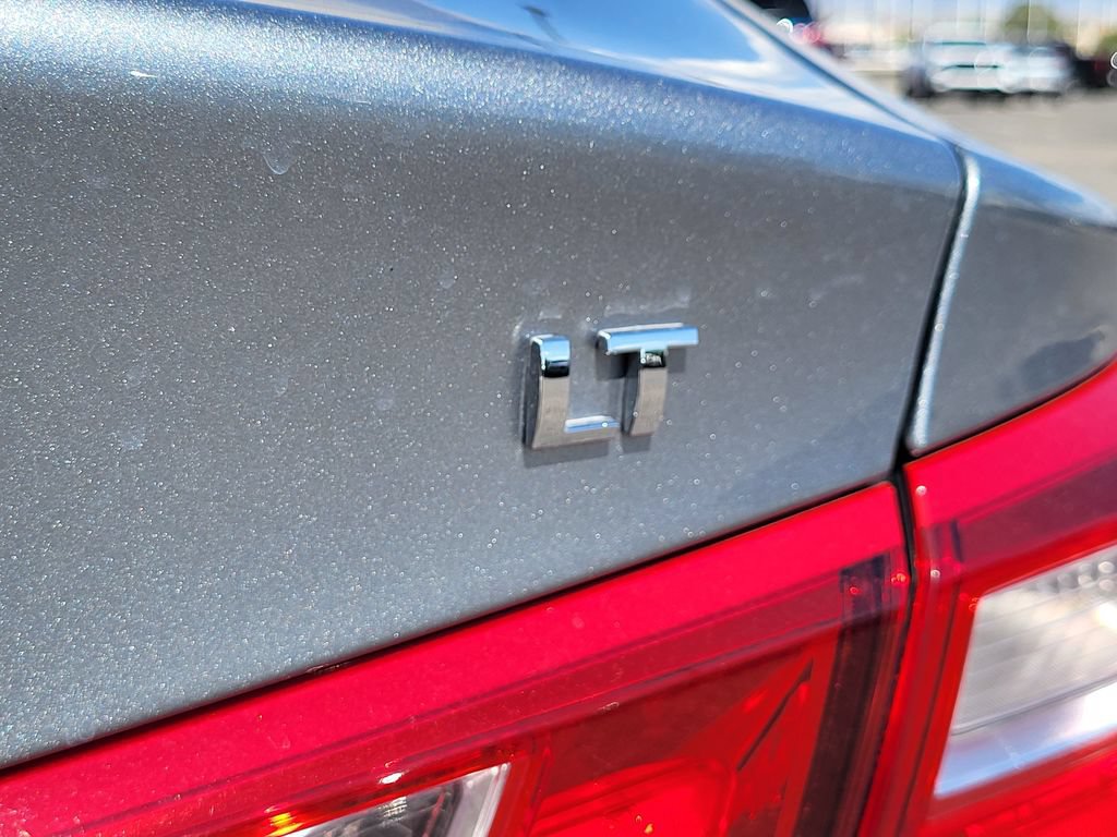 Used 2024 Chevrolet Malibu LT FWD image 9