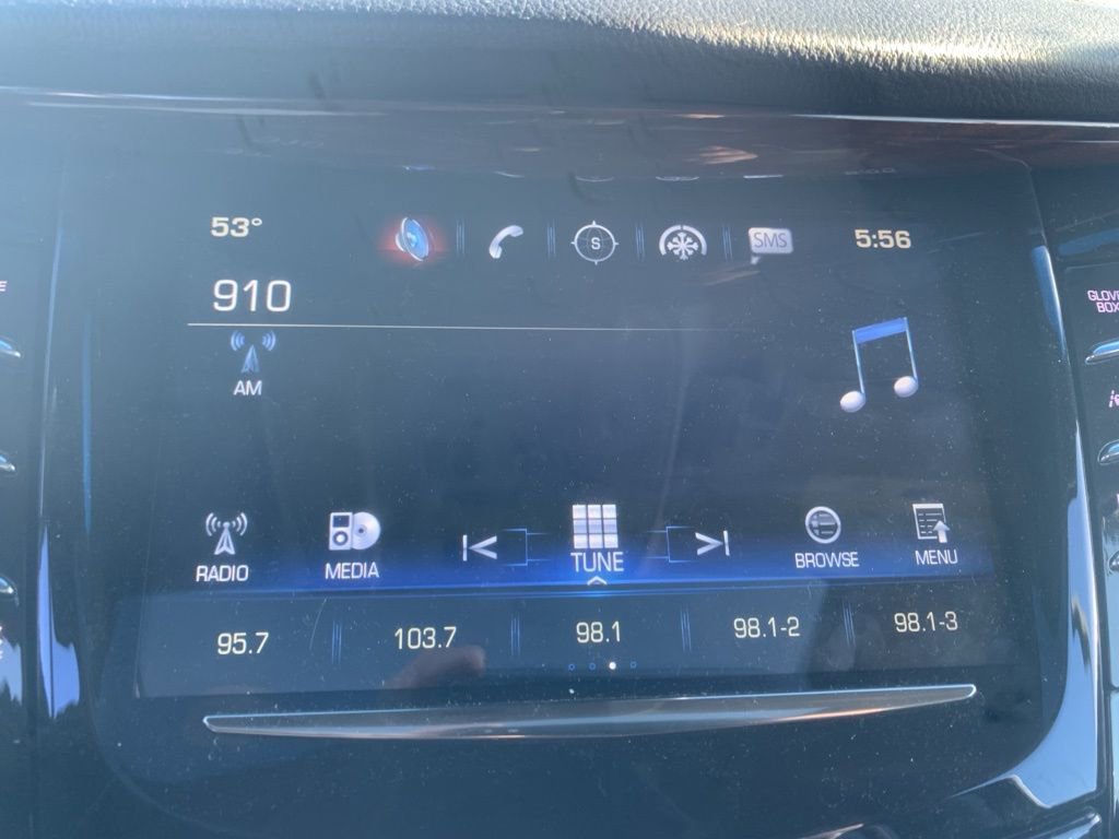 Used 2019 Cadillac Escalade Luxury image 16