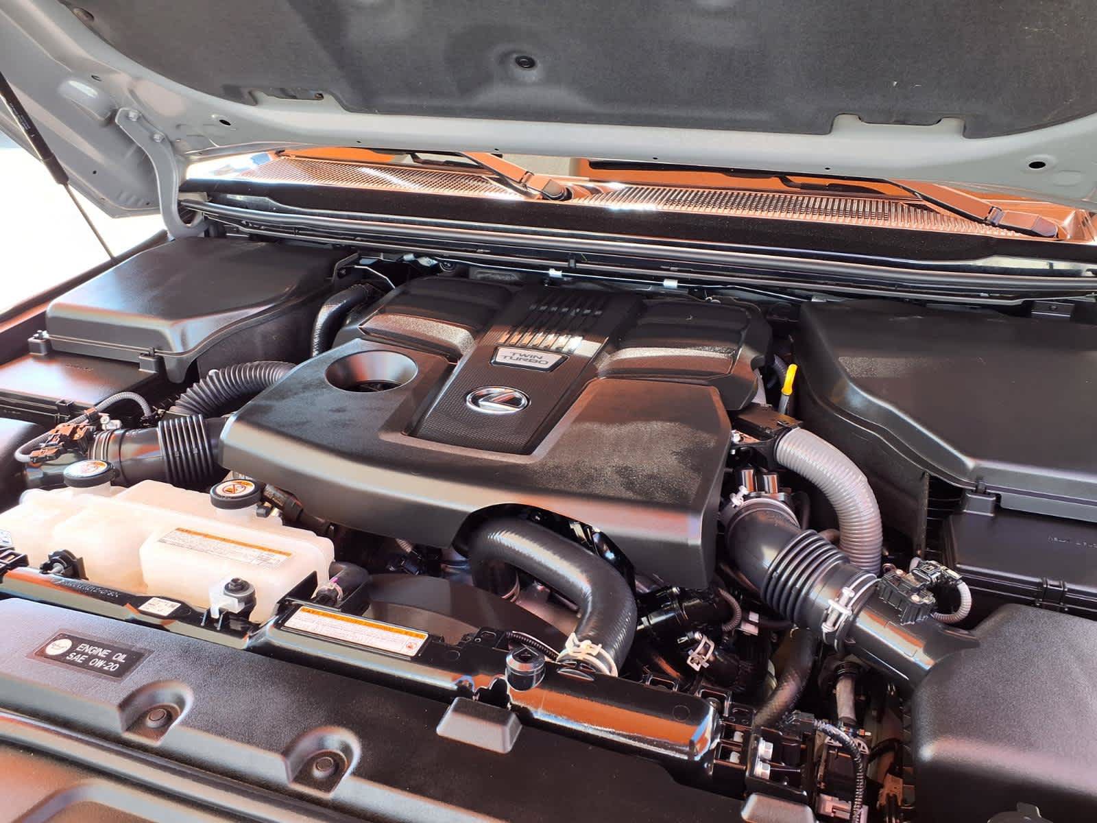 Used 2025 Lexus GX 550 AWD/4WD image 8
