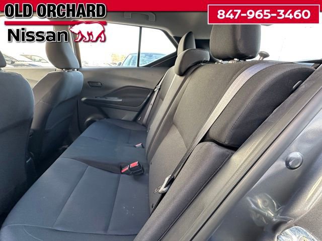 Used 2023 Nissan Kicks S FWD image 13