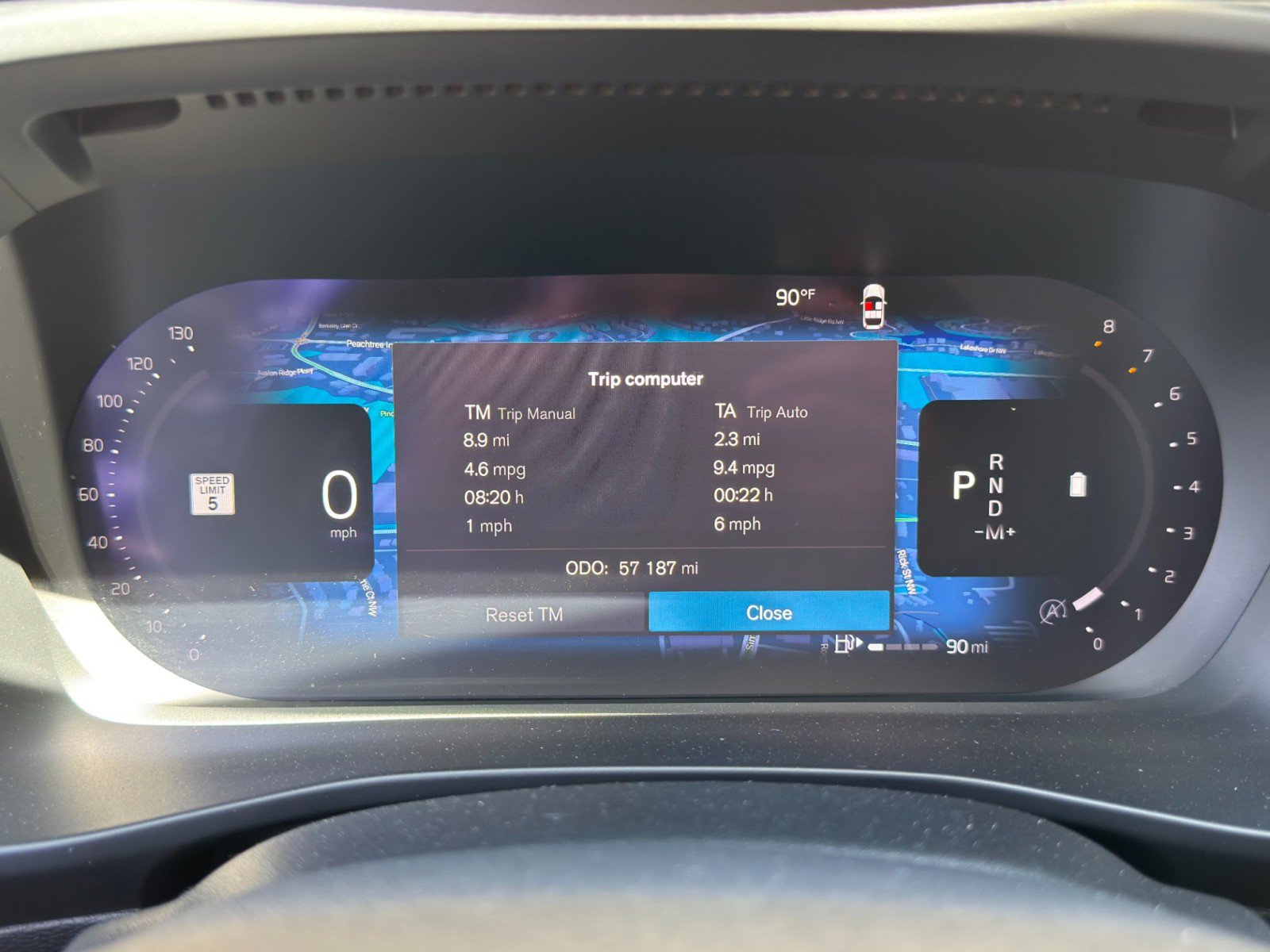 Used 2024 Volvo XC40 B5 Ultimate w/ Protection Package Premier AWD/4WD image 17
