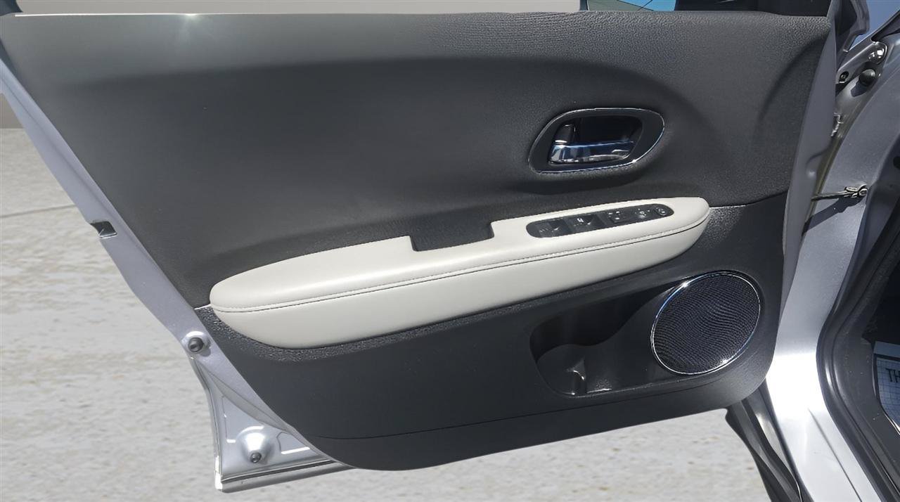 Used 2019 Honda HR-V EX image 9