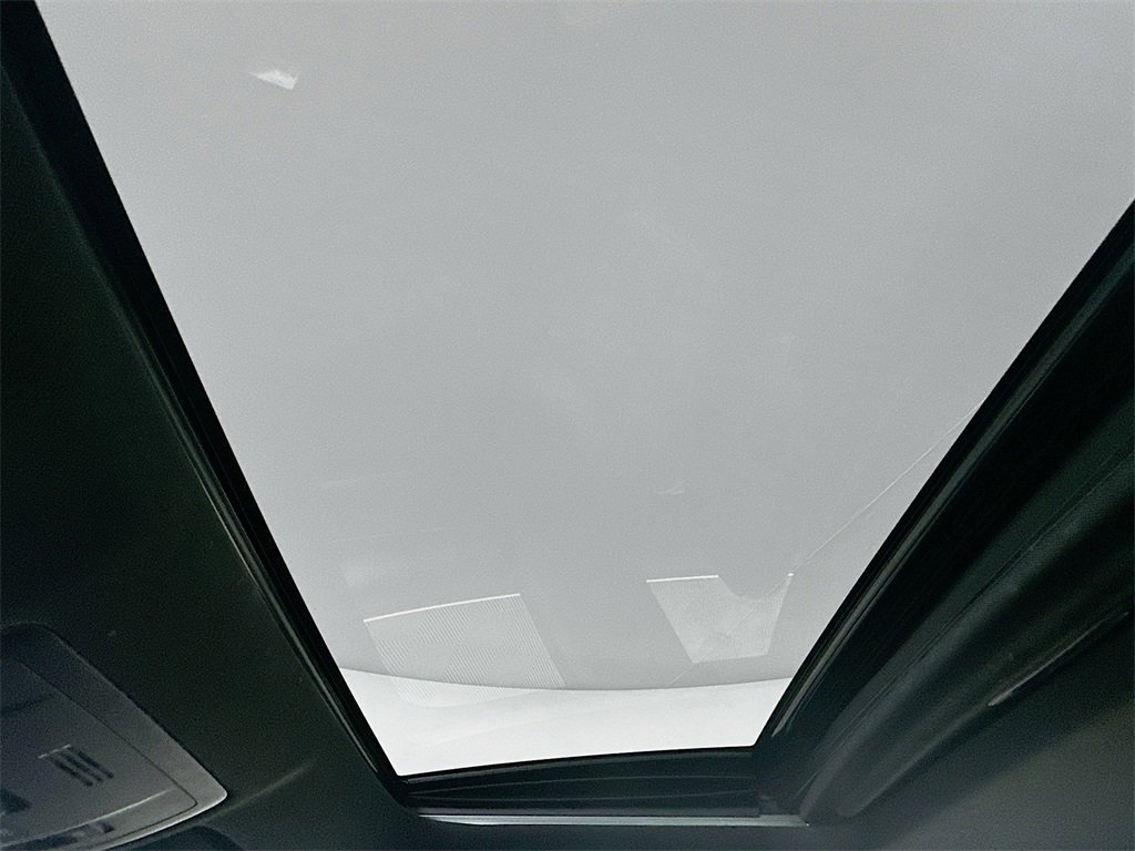 Used 2021 Lexus IS 350 F Sport w/ Navigation Package image 21