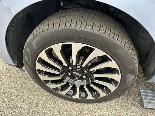 Used 2023 Lincoln Navigator L Black Label AWD/4WD image 7