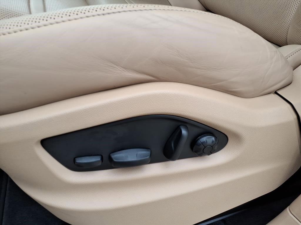 Used 2023 Porsche Cayenne S image 20