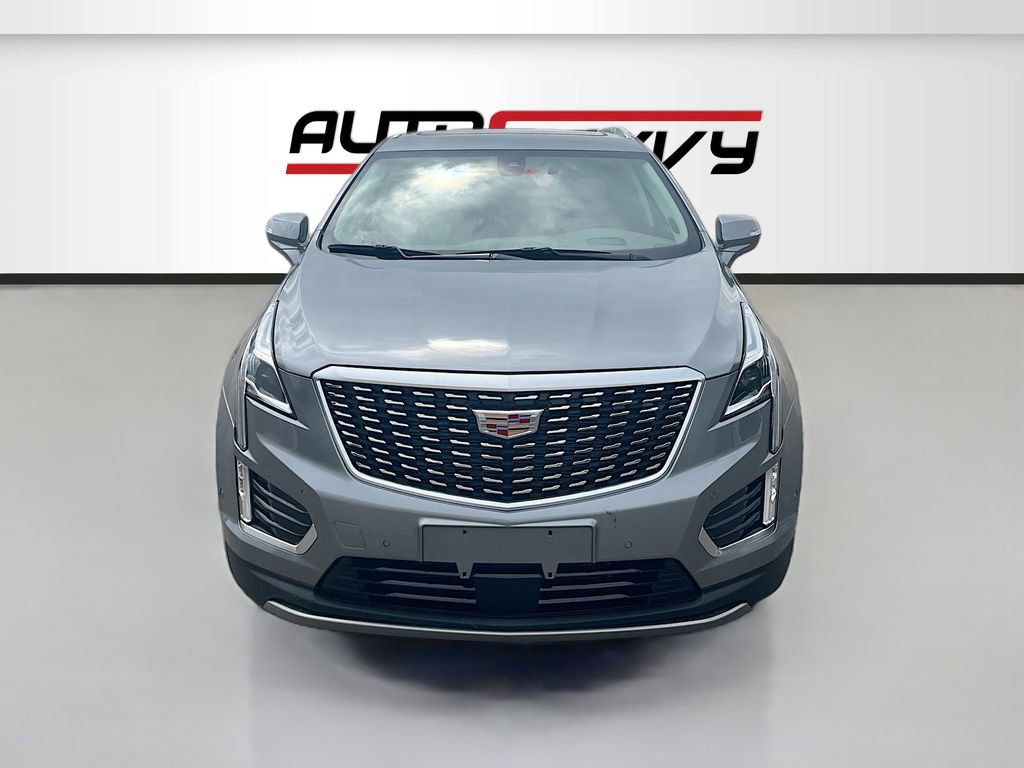 Used 2024 Cadillac XT5 Premium Luxury w/ Technology Package FWD image 2