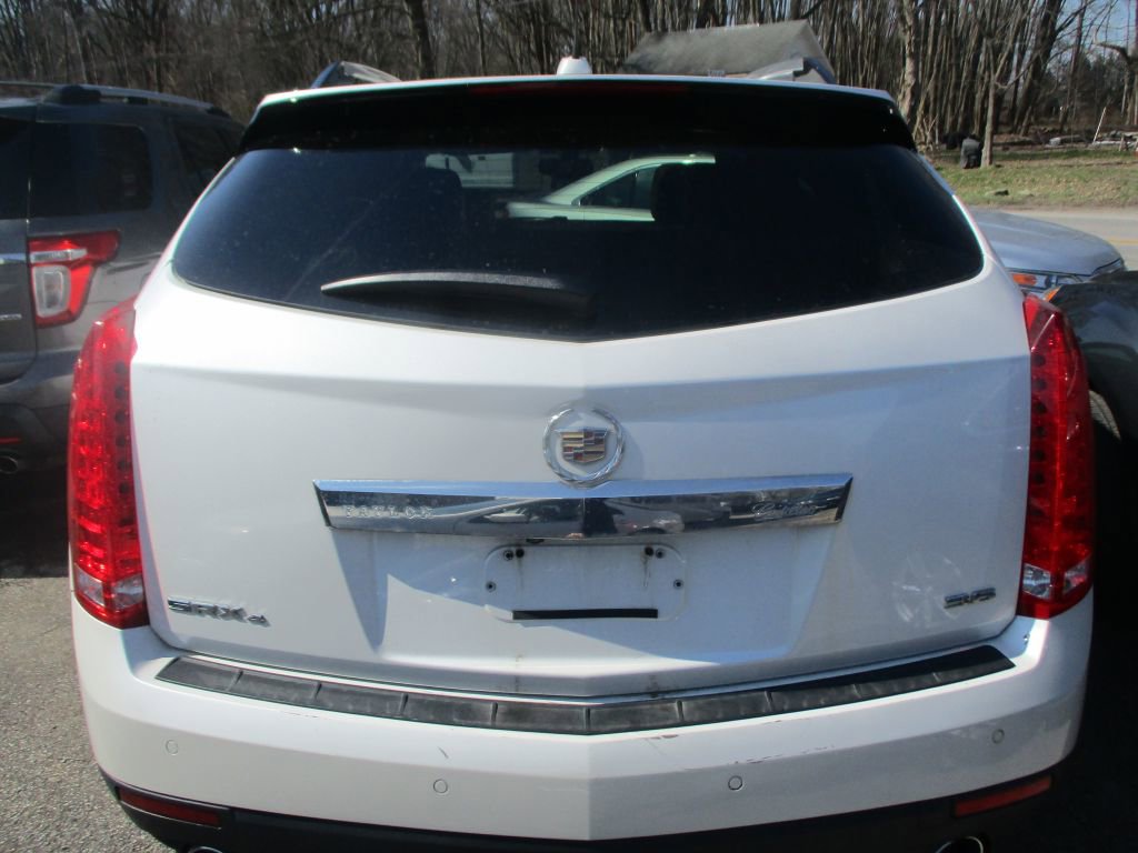 Used 2016 Cadillac SRX Luxury image 5