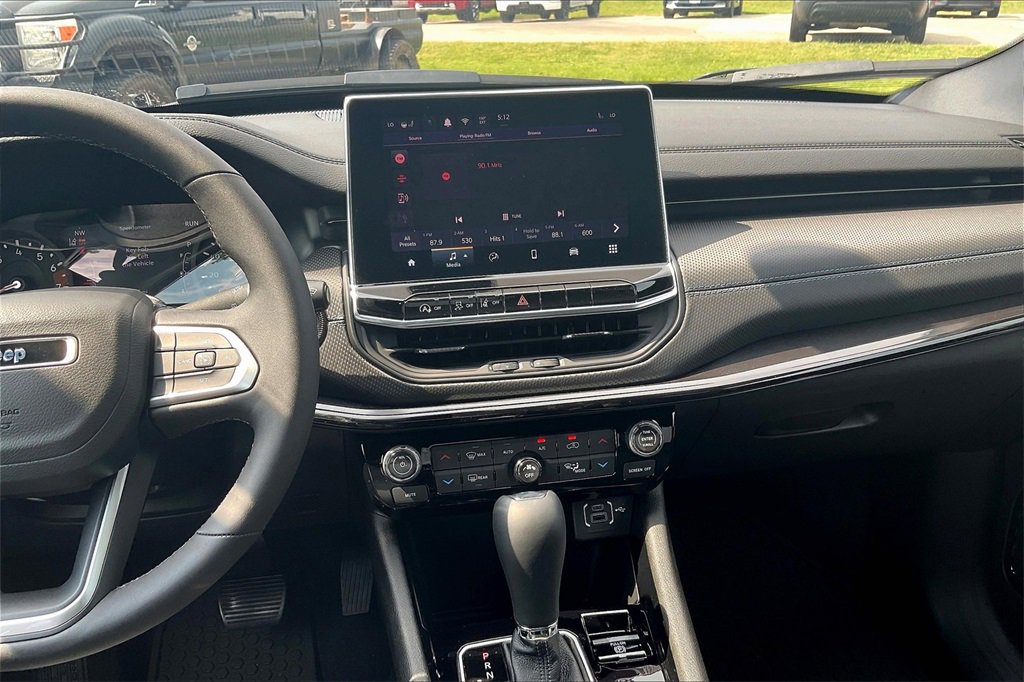 New 2025 Jeep Compass Latitude w/ Convenience Group image 7